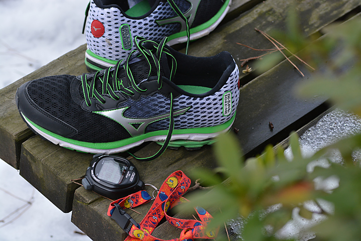 ミズノウエーブライダー
