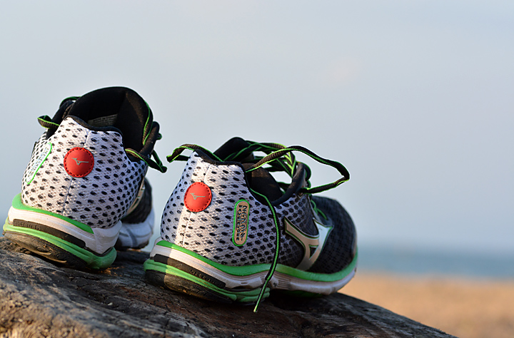 ランニングシューズ